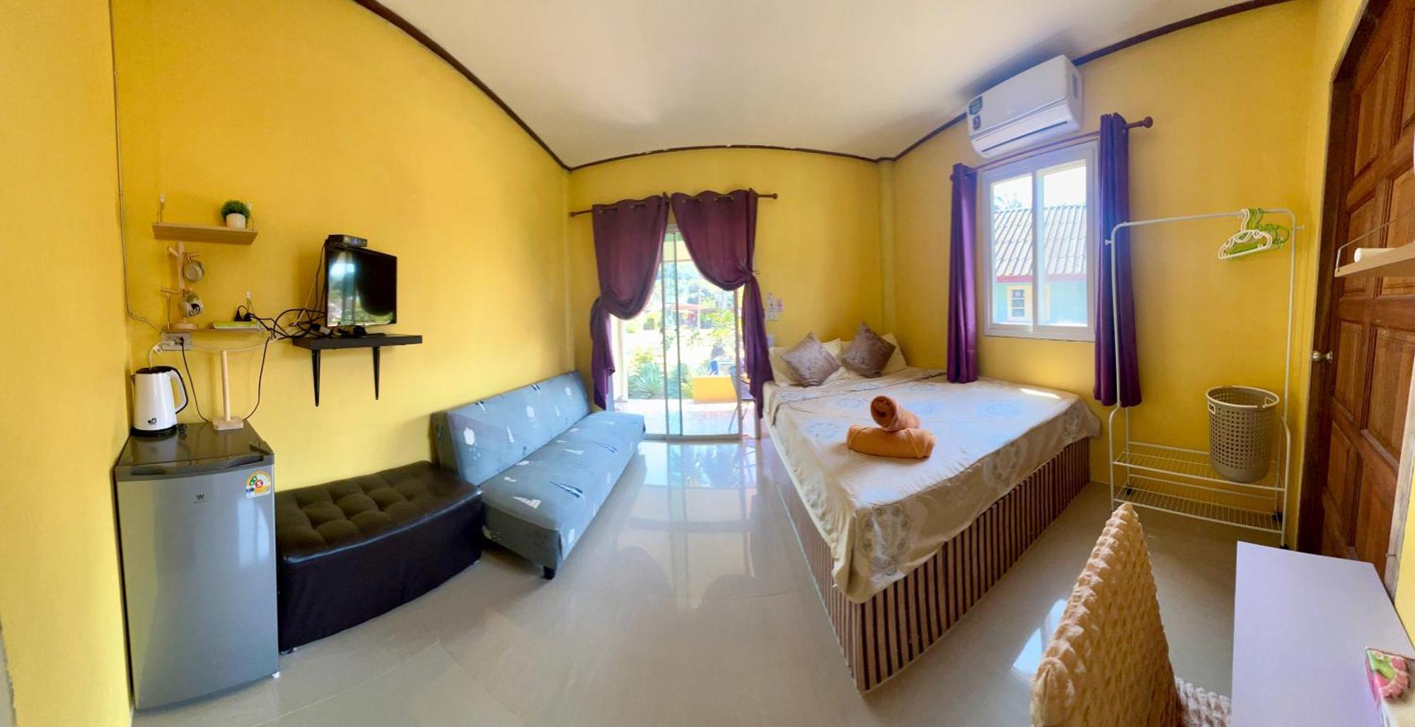 Lee Red House Hotel Ban Lak Uan Buitenkant foto
