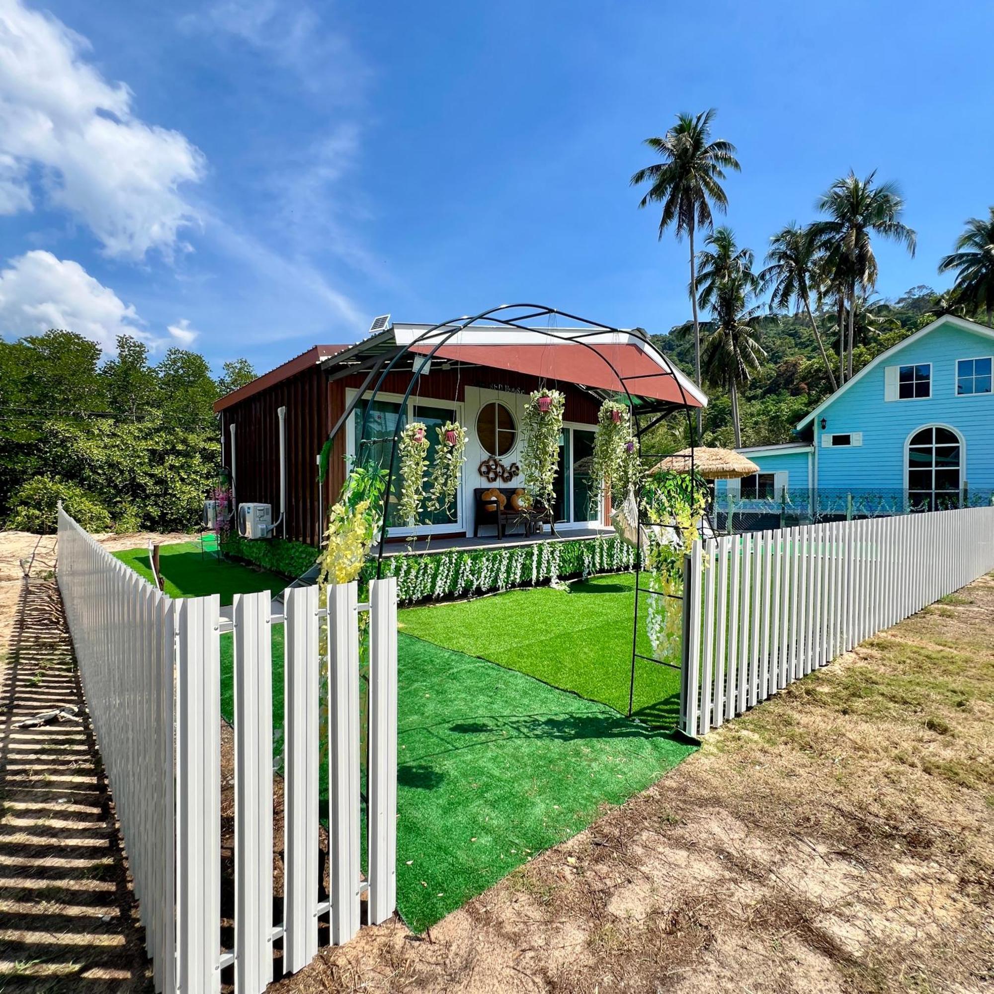 Lee Red House Hotel Ban Lak Uan Buitenkant foto